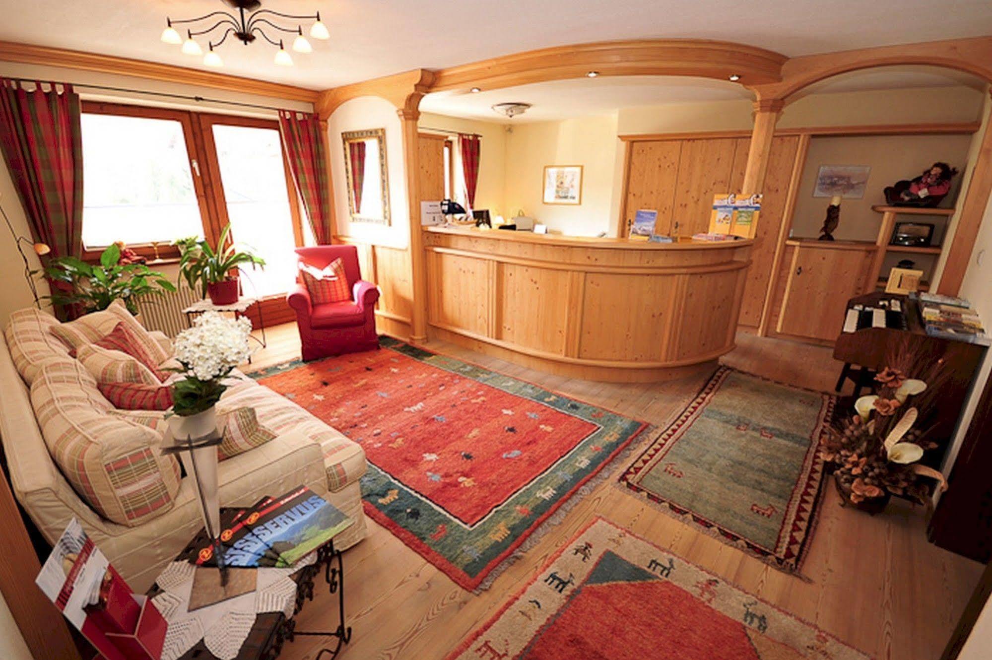 Apart Hotel Garni Strasser Zell am Ziller Esterno foto