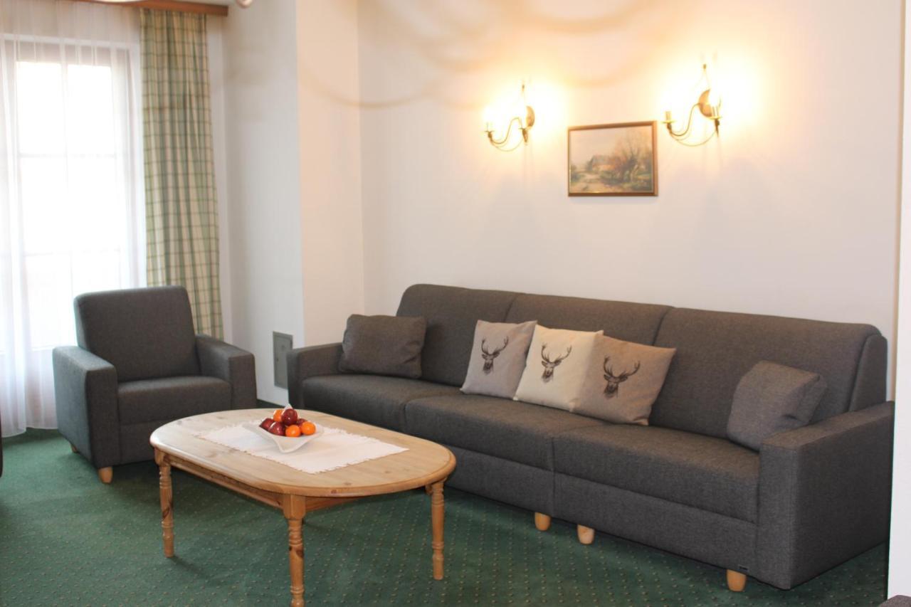 Apart Hotel Garni Strasser Zell am Ziller Esterno foto